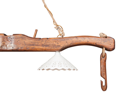 Biscottini Giogo lampadario in legno massello di tiglio finitura noce.Made in Italy