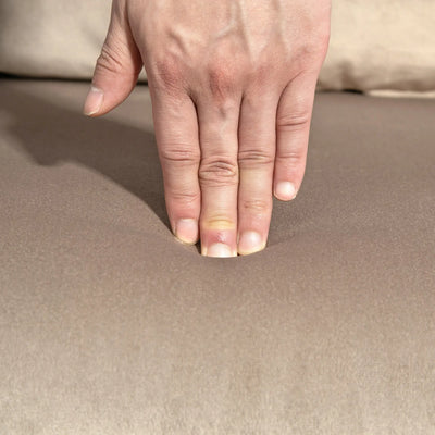 Divano Letto 3 in 1 in Tessuto Effetto Velluto con Schienale Regolabile e 2 Cuscini, 102x73x81 cm, Marrone Chiaro