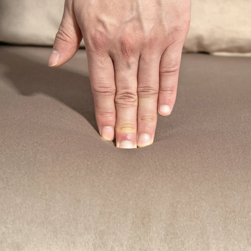 Divano Letto 3 in 1 in Tessuto Effetto Velluto con Schienale Regolabile e 2 Cuscini, 102x73x81 cm, Marrone Chiaro